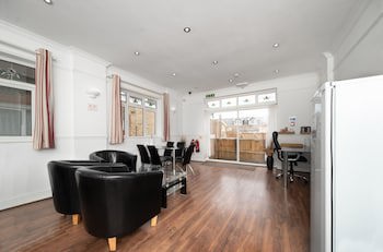 Flexistay Norbury Aparthotel