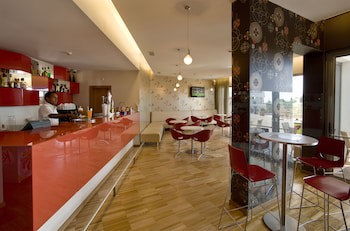 Alfagar Aparthotel