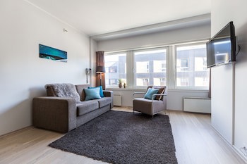 Enter City Apartment Hotel