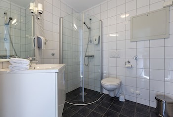 Enter City Apartment Hotel