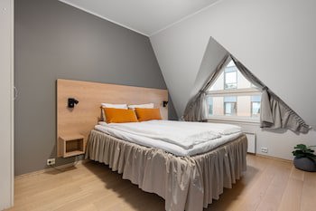 Enter City Apartment Hotel