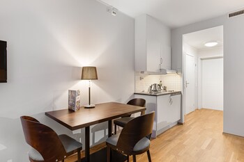 Enter City Apartment Hotel