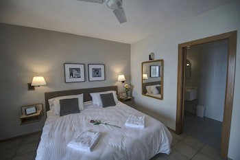 Sliema Chalet Hotel