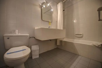 Sliema Chalet Hotel