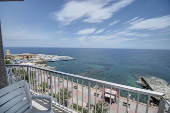 Sliema Chalet Hotel