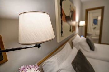 Sliema Chalet Hotel