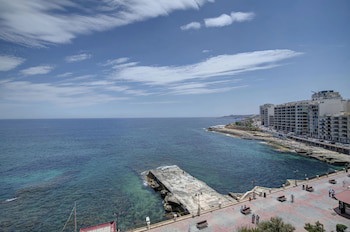 Sliema Chalet Hotel