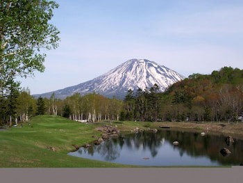 Niseko Freedom Inn
