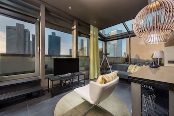 Adina Apartment Hotel Frankfurt Neue Oper galeri fotoğrafı