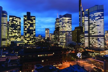 Adina Apartment Hotel Frankfurt Neue Oper galeri fotoğrafı