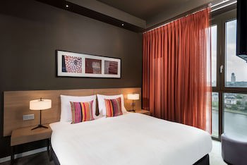 Adina Apartment Hotel Frankfurt Neue Oper galeri fotoğrafı