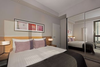 Adina Apartment Hotel Frankfurt Neue Oper galeri fotoğrafı