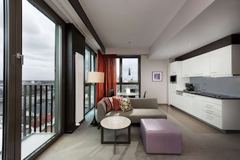 Adina Apartment Hotel Frankfurt Neue Oper galeri fotoğrafı