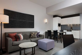Adina Apartment Hotel Frankfurt Neue Oper galeri fotoğrafı