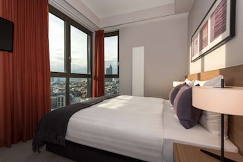 Adina Apartment Hotel Frankfurt Neue Oper galeri fotoğrafı