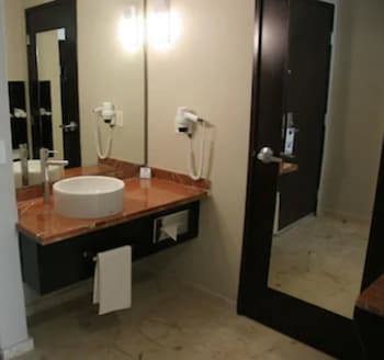 Holiday Inn Express Ciudad Del Carmen, An Ihg Hotel