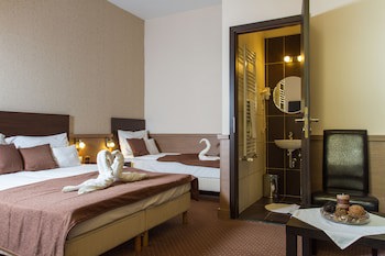 Central Hotel 21