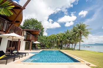 Barcelo Coconut Island Phuket