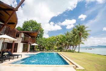 Barcelo Coconut Island Phuket