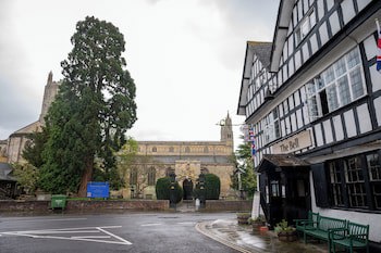 Bell Hotel By Greene King Inns