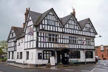 Bell Hotel By Greene King Inns
