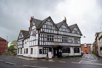 Bell Hotel By Greene King Inns