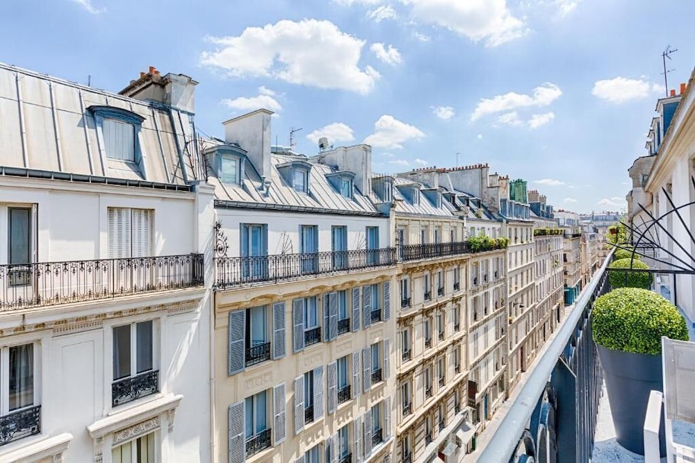 New Hotel Republique