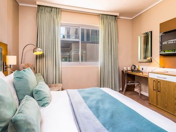 Aha Harbour Bridge Hotel & Suites