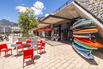 Aha Harbour Bridge Hotel & Suites