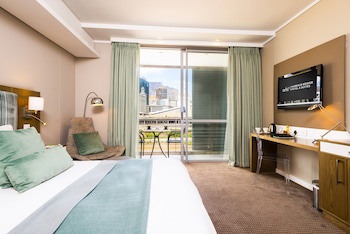 Aha Harbour Bridge Hotel & Suites