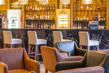 Aha Harbour Bridge Hotel & Suites