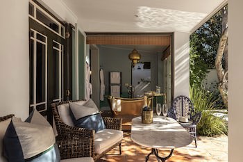 Akademie Street Boutique Hotel