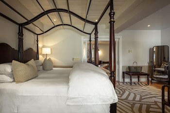 Akademie Street Boutique Hotel