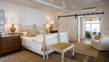 Akademie Street Boutique Hotel