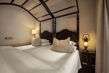 Akademie Street Boutique Hotel