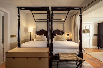 Akademie Street Boutique Hotel
