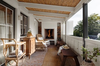 Akademie Street Boutique Hotel