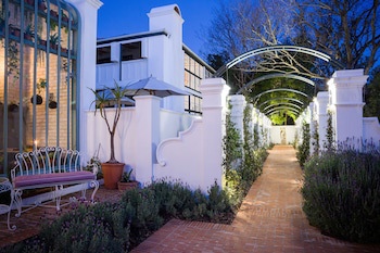 Akademie Street Boutique Hotel