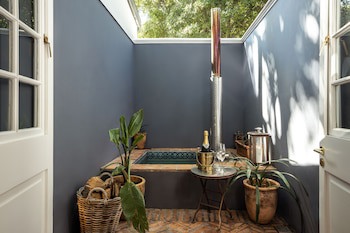 Akademie Street Boutique Hotel