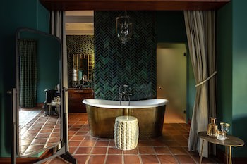 Akademie Street Boutique Hotel