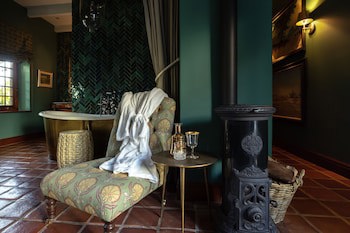 Akademie Street Boutique Hotel