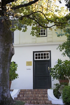 Akademie Street Boutique Hotel
