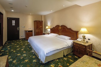 Grand Pleasure Spring Hotel