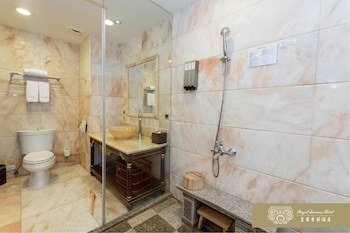 Grand Pleasure Spring Hotel