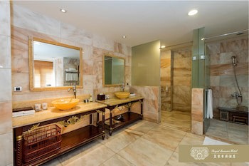 Grand Pleasure Spring Hotel