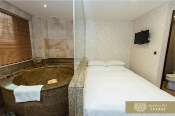 Grand Pleasure Spring Hotel