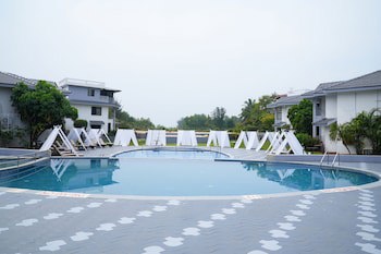 Baywatch Beachside Resort - Colva, Goa