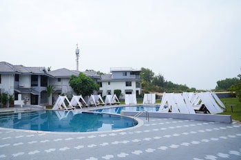 Baywatch Beachside Resort - Colva, Goa