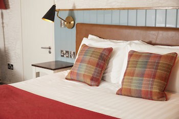 Feathers Hotel By Greene King Inns