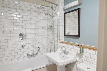 Feathers Hotel By Greene King Inns